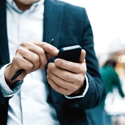 <strong><a href="#help">告訴我們線上客戶顧問您的問題 </a></strong>